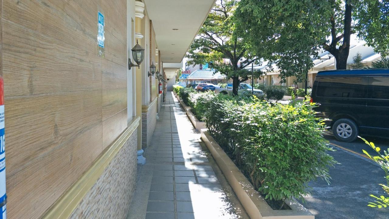 Reddoorz Premium @ Wireless Mandaue Cebu Otel Dış mekan fotoğraf