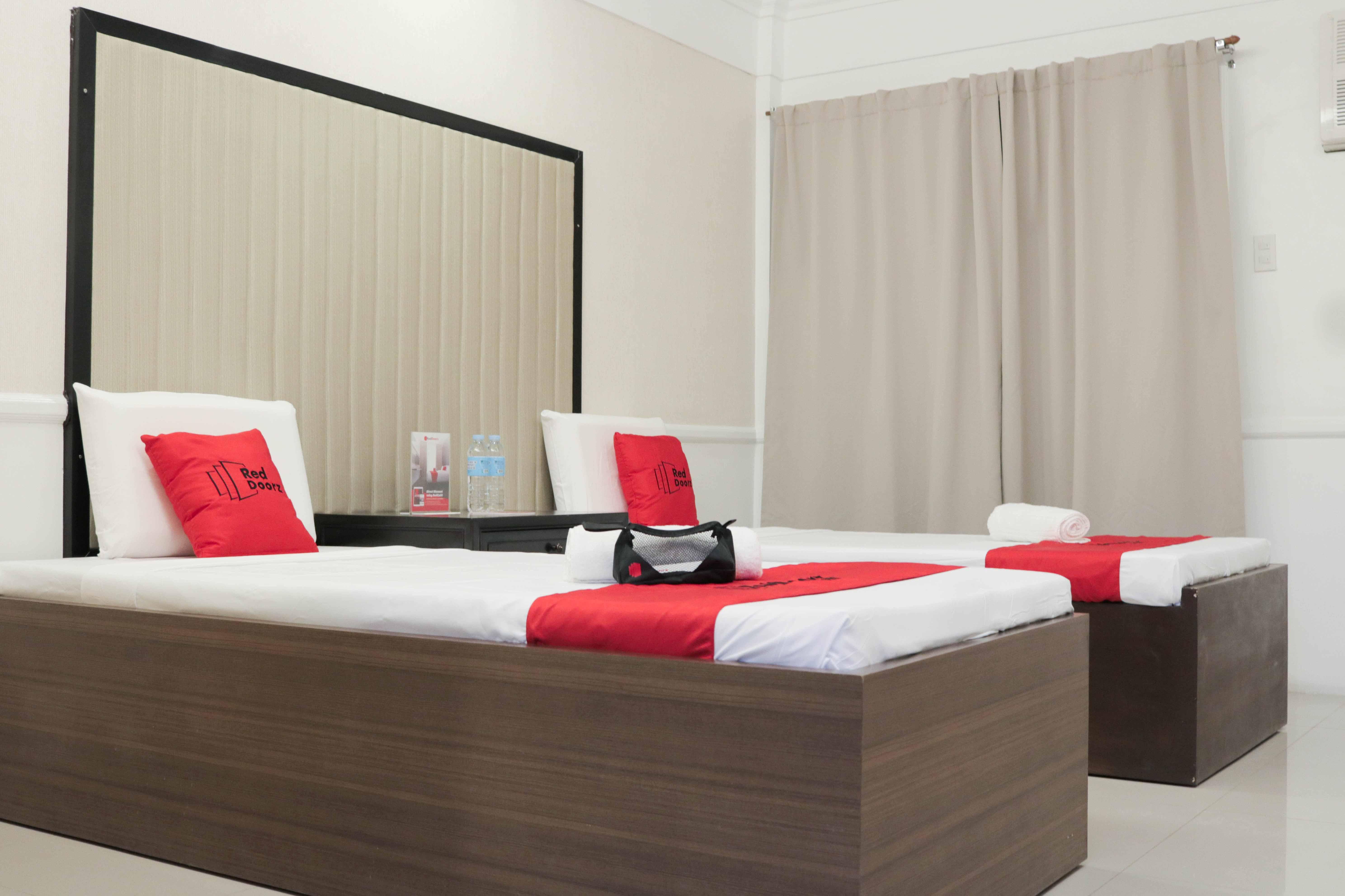 Reddoorz Premium @ Wireless Mandaue Cebu Otel Dış mekan fotoğraf